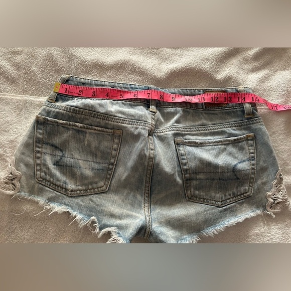 Women's Denim Lace Trim Cut Off Shorts - Picture 6 of 6